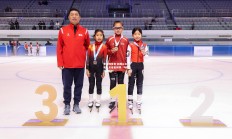 爱游戏体育-新西兰女足队员奋勇拼搏，夺取比赛胜利